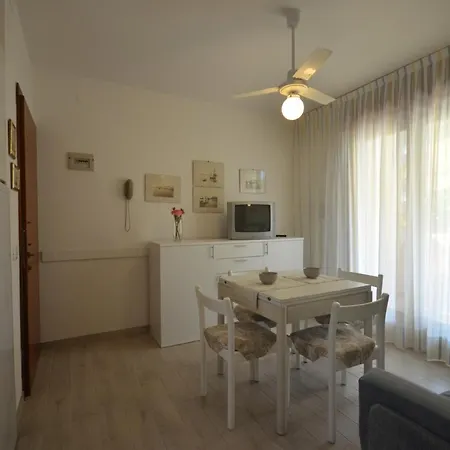 Apartament Alisei E Cristina *